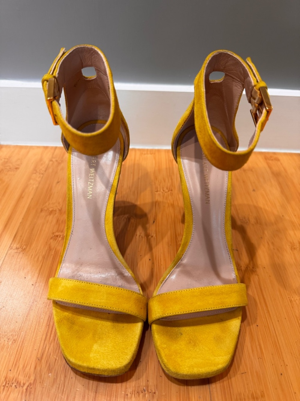 Stuart Weitzman 3 inch heel Square Nudist Dandelion Suede Size 5